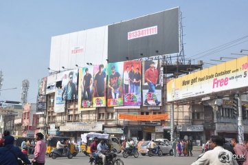 Mukunda Movie Hungama at Sandhya Theatre